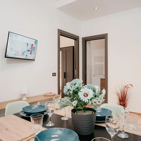 Lejlighed Casanapoletana Charme&garden Al Corso *